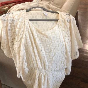 Chico’s top. Never worn size 2